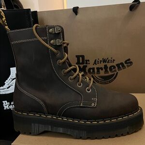 Dr. Martens  Crazy horse Jadon  Boots